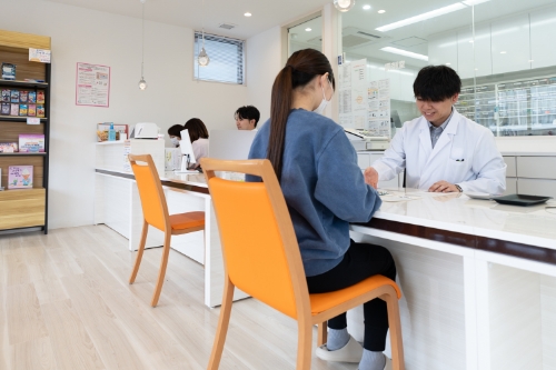 話しやすいローカウンター